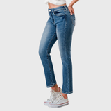 Petra High Rise Stretch MOM Jeans (PETITE)